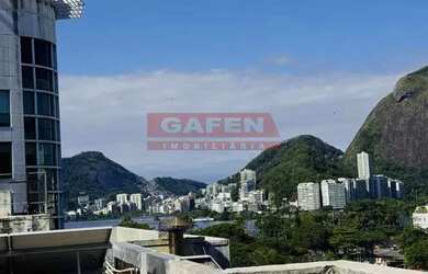 Imagem: O apartamento possui 2 Dormitórios, 2 Banheiros e 70m² de