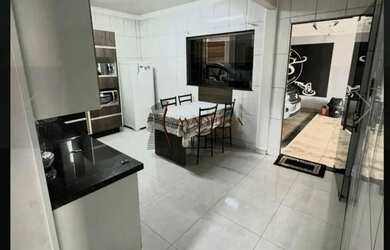 Imagem 7: Casa à Venda em Jardim América, Maringá - PR