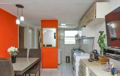 Imagem: O apartamento possui 2 Dormitórios, 1 Banheiro, 1 Vaga na garagem