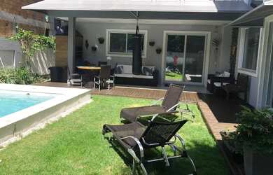 Imagem 14: Sobrado - Florianópolis. Piscina, Varanda, Guarda roupae334m² de Área