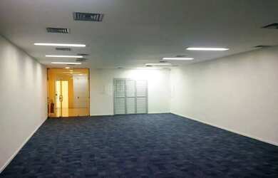 Imagem: O depósito possui 156m² de Área e está localizado em Centro