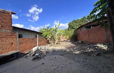 Imagem: O terreno está localizado em Angelim, Teresina à venda por