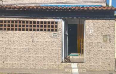 Imagem: A casa possui 2 Dormitórios, 2 Banheiros, 121m² de Área e