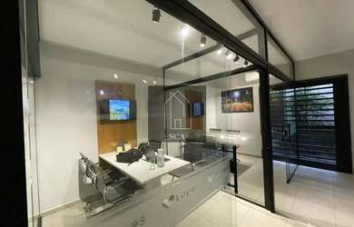 Imagem: O depósito possui 4 Vagas na garagem e 180m² de Área e está