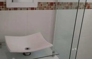 Imagem 10: ALUGA-SE CASA EM BENFICA. 1 Vaga na garageme2 Dormitórios