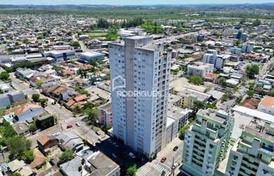 Imagem: O apartamento possui 2 Dormitórios, 2 Banheiros, 1 Vaga na