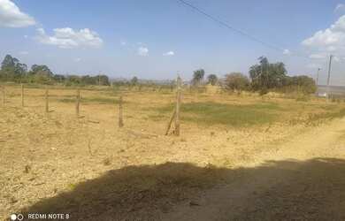 Imagem: O terreno possui 2.500m² de Área e está localizado em Recanto