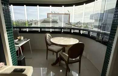 Imagem: O apartamento possui 1 Dormitório, 1 Banheiro, 1 Vaga na garagem