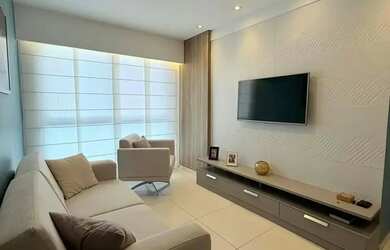 Imagem: O apartamento possui 2 Dormitórios, 1 Banheiro, 1 Vaga na garagem