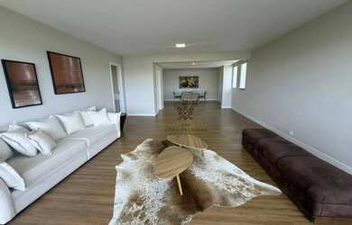 Imagem: O apartamento possui 4 Dormitórios, 2 Banheiros, 2 Vagas na