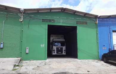 Imagem 1: Galpão/Depósito/Armazém para aluguel possui 300 metros quadrados
