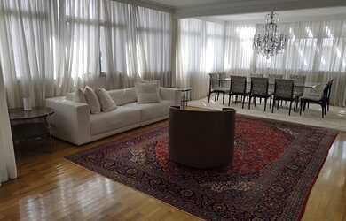 Imagem: O apartamento na cobertura possui 4 Dormitórios, 5 Banheiros