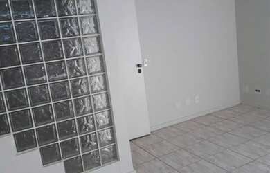 Imagem: O depósito possui 1 Vaga na garagem, 49m² de Área e está