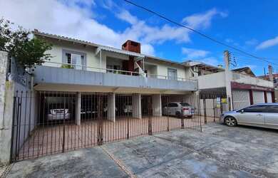 Imagem: O apartamento possui 2 Dormitórios, 1 Vaga na garagem e está