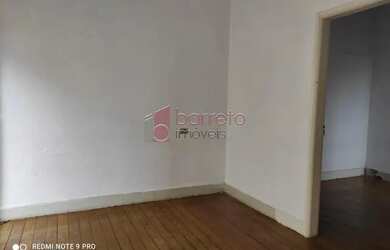 Imagem 1: Casa Padrão em Jundiaí. 60m² de Área, 1 Vaga na garageme1 Dormitório