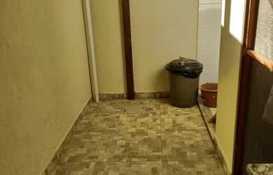 Imagem: A casa possui 2 Dormitórios, 2 Banheiros, 1 Vaga na garagem