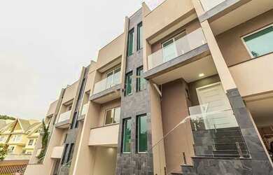 Imagem: A casa em condomínio possui 3 Dormitórios, 3 Banheiros, 2