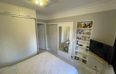 Imagem: O apartamento possui 3 Dormitórios, 2 Banheiros, 2 Vagas na