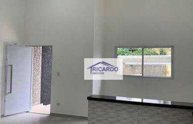 Imagem: A casa possui 3 Dormitórios, 2 Banheiros, 2 Vagas na garagem