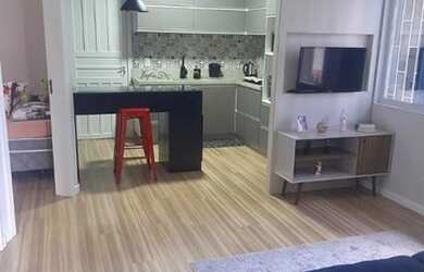 Imagem: A casa possui 2 Dormitórios, 1 Banheiro, 3 Vagas na garagem