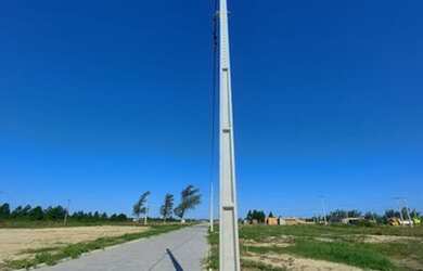 Imagem: O terreno possui 300m² de Área e está localizado em Balneário