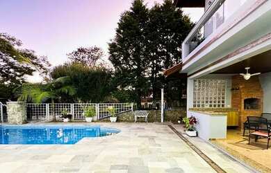 Imagem 4: Casa no condomínio Morada das Estrelas para venda e locação com 6 quartos,...