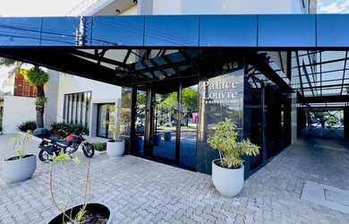 Imagem: O apartamento possui 3 Dormitórios, 5 Banheiros, 3 Vagas na