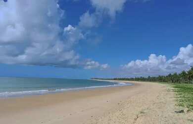 Imagem: A casa em condomínio possui 5 Dormitórios, 4 Banheiros, 169m²