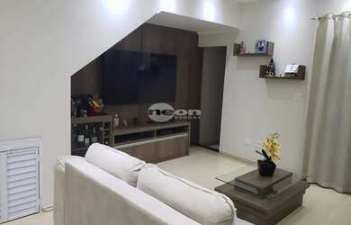 Imagem: A casa possui 2 Dormitórios, 2 Banheiros, 3 Vagas na garagem