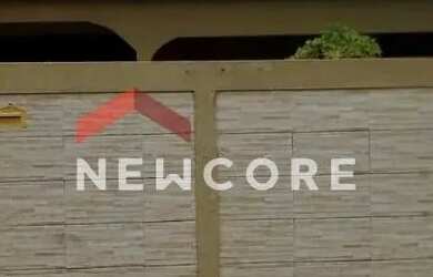 Imagem: A casa possui 3 Dormitórios, 3 Banheiros, 3 Vagas na garagem