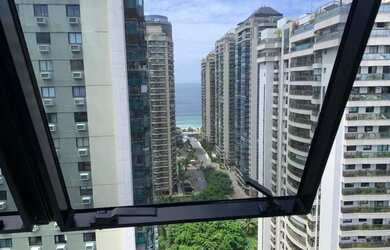 Imagem 12: Apartamento para venda no condomínio Varandas do Mar na Barra com 124...