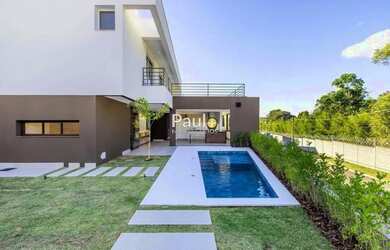 Imagem: A casa em condomínio possui 3 Dormitórios, 4 Banheiros, 5