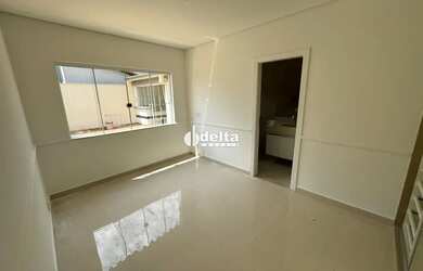 Imagem 4: Casa residencial com 3 quartos sendo 2 suítes disponível para venda...