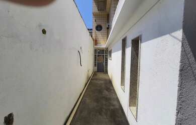 Imagem 7: Ótima Casa Frente de Rua e Independente 2 Qts e 2 Vagas Casa 2 Suítes...