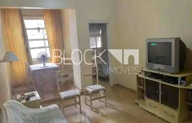 Imagem: O apartamento possui 3 Dormitórios, 2 Banheiros, 78m² de Área