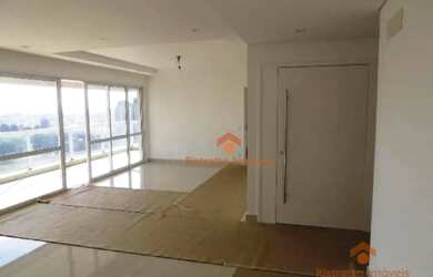 Imagem: O apartamento possui 4 Dormitórios, 5 Banheiros, 3 Vagas na