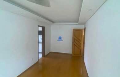 Imagem: O apartamento possui 2 Dormitórios, 1 Banheiro, 2 Vagas na