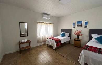 Imagem: A casa possui 2 Dormitórios, 1 Banheiro, 80m² de Área, Imóvel