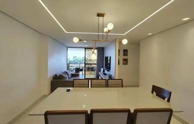 Imagem: O apartamento possui 3 Dormitórios, 3 Banheiros, 2 Vagas na