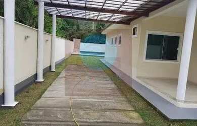 Imagem: A casa possui 3 Dormitórios, 1 Banheiro e 154m² de Área e