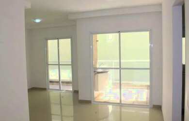 Imagem: O apartamento possui 1 Dormitório, 1 Banheiro, 2 Vagas na garagem