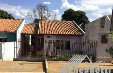 Imagem: A casa possui 2 Dormitórios, 1 Banheiro, 198m² de Área e