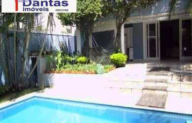 Imagem: A casa à venda possui 5 Dormitórios, 5 Banheiros, 3 Vagas