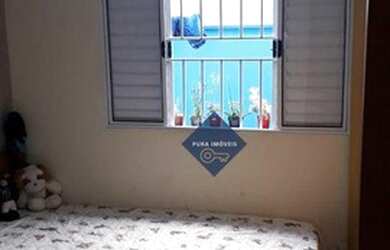 Imagem: A casa possui 3 Dormitórios, 2 Banheiros, 2 Vagas na garagem