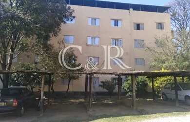 Imagem: O apartamento possui 2 Dormitórios, 1 Banheiro, 1 Vaga na garagem