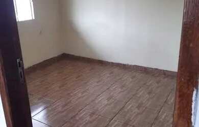 Imagem: A casa possui 1 Dormitório, 1 Banheiro, 53m² de Área e está