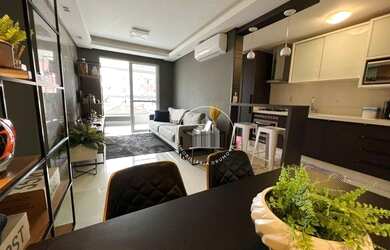 Imagem: O apartamento possui 2 Dormitórios, 2 Banheiros, 1 Vaga na