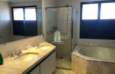 Imagem 13: APARTAMENTO DE 242M² COM CINCO DORMITORIOS SENDO TRES SUITES, CINCO BANHEIROS