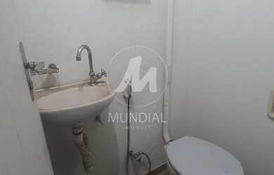 Imagem: O depósito possui 1 Vaga na garagem, 48m² de Área e está