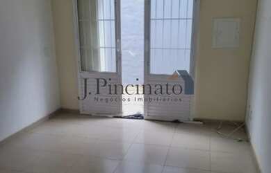 Imagem: A casa possui 1 Dormitório, 1 Banheiro, 1 Vaga na garagem e